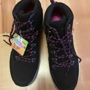Sketchers shoes new size 9